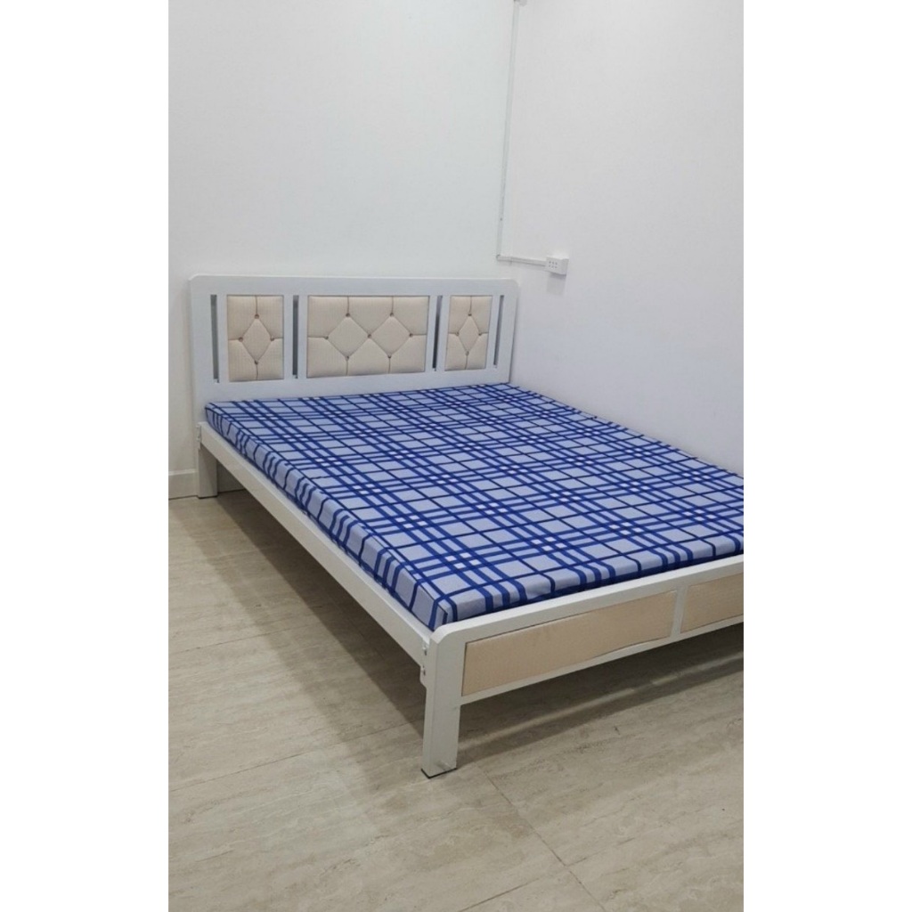 Giường Sắt vuông màu nâu_1,8m